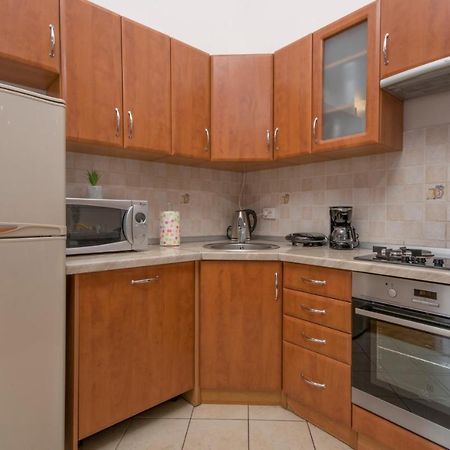 City Centre Sea View Apartment PUY 외부 사진