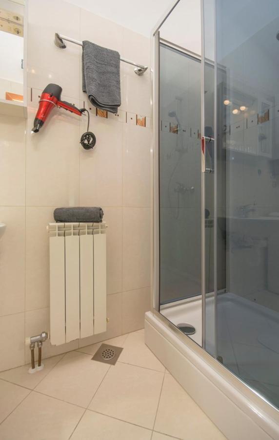 City Centre Sea View Apartment PUY 외부 사진