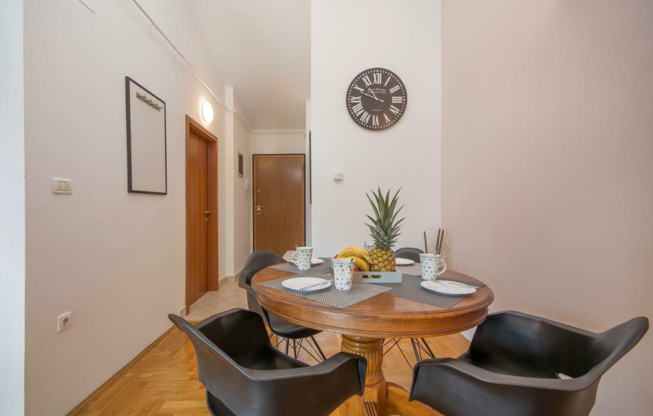 City Centre Sea View Apartment PUY 외부 사진